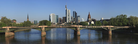 Ein effizientes Compliance Management entwickelt sich zunehmend zu einem Wettbewerbsvorteil Ein effizientes Compliance Management entwickelt sich zunehmend zu einem Wettbewerbsvorteil